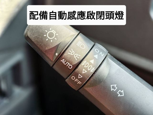 一手車/低里程/僅7200公里/胎壓偵測/循跡防滑/雙安全氣囊/里程保證/YES認證/附發票  第17張相片