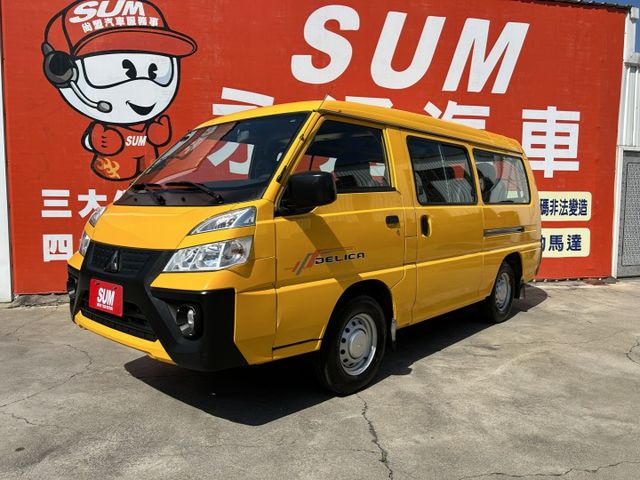 8人座自排廂型車/後座獨立空調/盲點偵測/Yes認證/里程保證/附發票  第1張相片