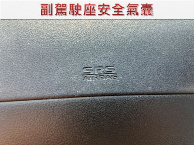 雙安全氣囊/行車紀錄器/倒車雷達/YES認證/里程保證/附發票  第6張相片
