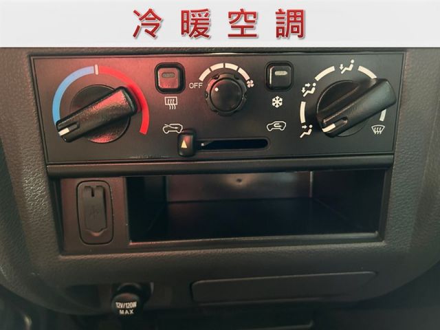 10月出廠/5人座客貨車/ABS/雙安全氣囊/循跡防滑/盲點偵測/里程保證/YES認證  第7張相片