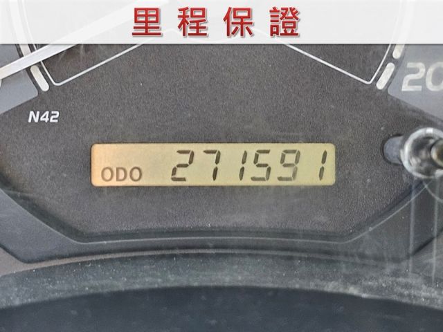 全車原鈑件/車頂置物架/冷暖空調/雙安全氣囊/YES認證/附發票  第5張相片