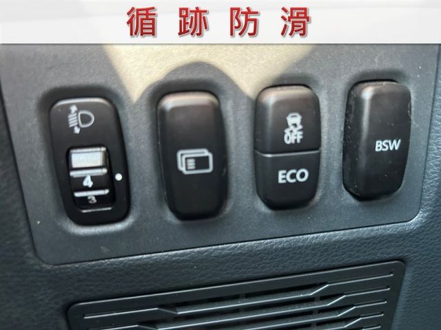 8人座廂型客貨車/自排/ABS/盲點偵測/雙安全氣囊/循跡防滑/定速/里程保證/附發票  第10張相片