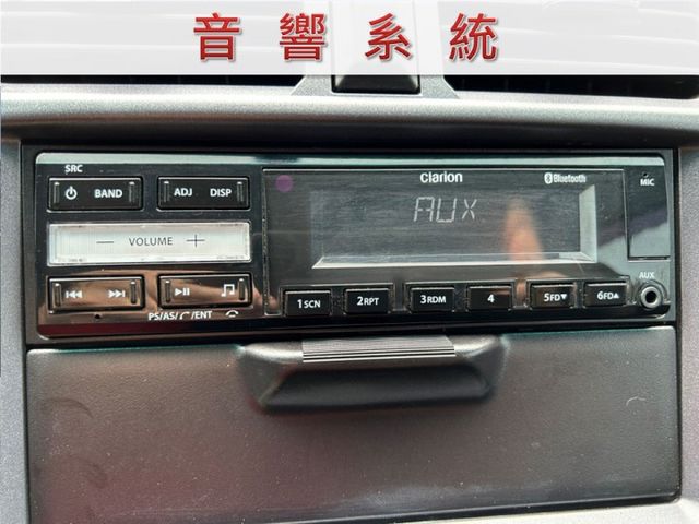 雙安全氣囊/免持I KEY/倒車雷達/電動尾門/里程保證/YES認證/全車原鈑件/原廠保固中  第8張相片