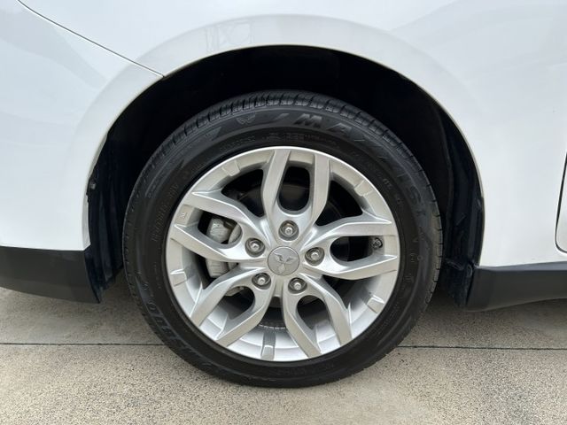 雙安全氣囊/免持I KEY/倒車雷達/電動尾門/里程保證/YES認證/全車原鈑件/原廠保固中  第16張相片