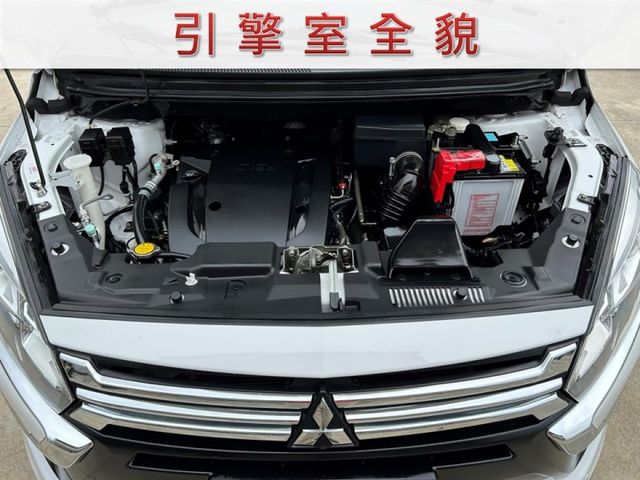 雙安全氣囊/免持I KEY/倒車雷達/電動尾門/里程保證/YES認證/全車原鈑件/原廠保固中  第19張相片