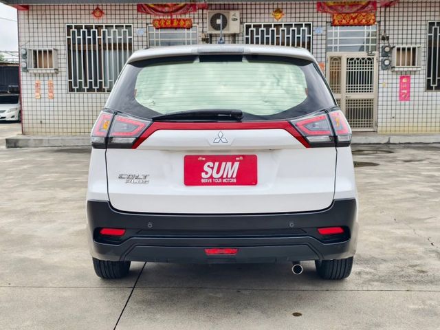 雙安全氣囊/免持I KEY/倒車雷達/電動尾門/里程保證/YES認證/全車原鈑件/原廠保固中  第20張相片