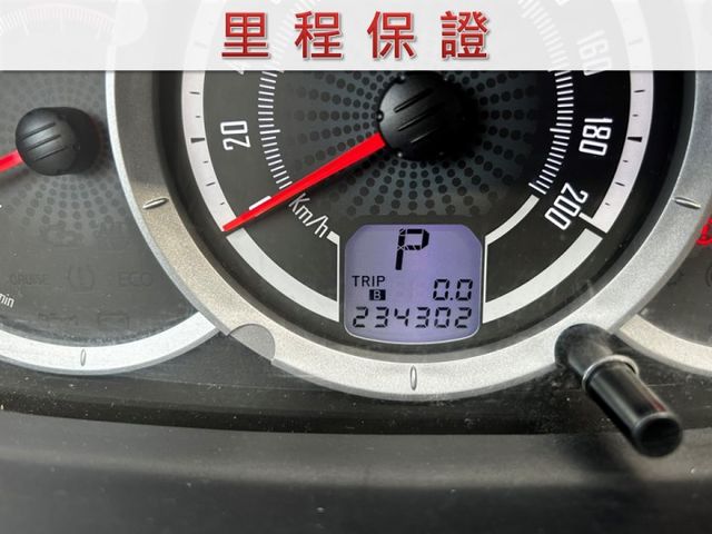 雙安全氣囊/行車紀錄器/倒車雷達/YES認證/里程保證/附發票  第5張相片