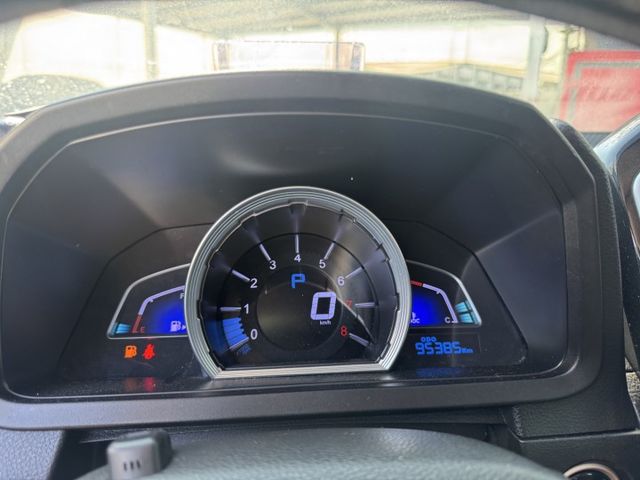 【新入庫整備中 歡迎您來電預約賞車】 一手車 原鈑件 僅跑9.5萬  第7張相片
