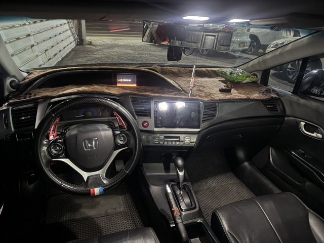 【新入庫整備中 歡迎您來電預約賞車】頂級VTIS 原鈑件 車況健康  第5張相片