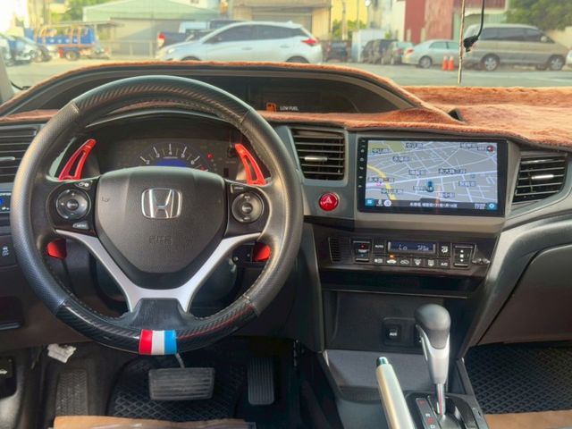 入門初學選擇 年輕代步車款｜頂級VTIS 結構認證車 車況健康好開 HID頭燈 換檔快撥 電動天窗 安卓影音 倒車顯影｜  第11張相片