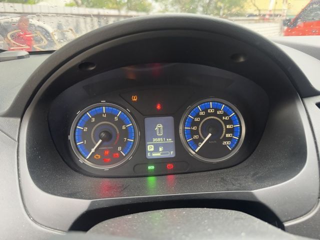 【新入庫整備中 歡迎您來電預約賞車】一手車 原鈑件 僅跑3.6萬 原廠保養  第6張相片