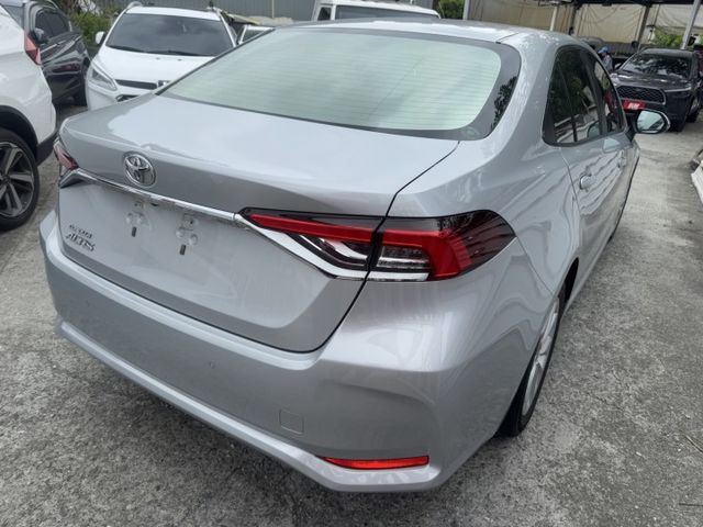 【新入庫整備中 歡迎您來電預約賞車】尊爵款 一手車 原鈑件 僅跑6.1萬 IKEY 盲點 影音 液晶儀表  第2張相片