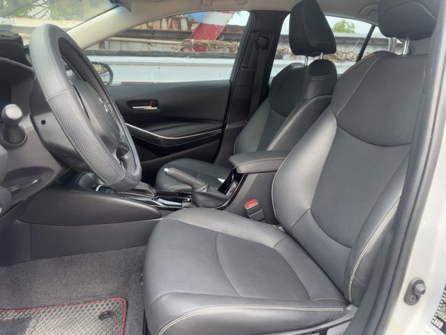 【新入庫整備中 歡迎您來電預約賞車】尊爵款 一手車 原鈑件 僅跑6.1萬 IKEY 盲點 影音 液晶儀表  第3張相片