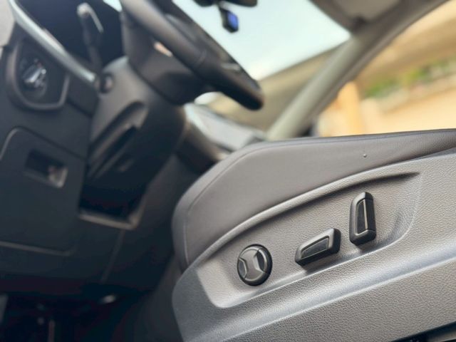 TOURAN  第18張相片