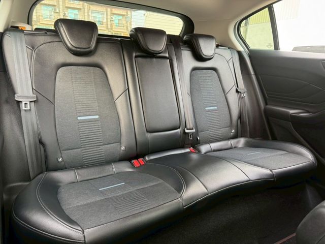 FOCUS ACTIVE 任性版 超值配備好車｜一手車 原鈑件 僅跑8.6萬 原廠保養 IKEY 盲點 跟車 B&O｜  第12張相片