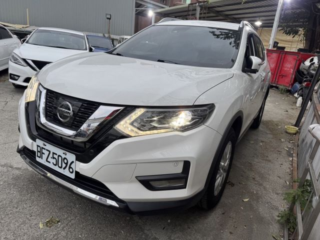 實用耐用的全能休旅車 保養便宜無負擔☑ 小改款 高階智行版｜一手車 原鈑件 僅跑7.9萬 車況漂亮 360環景 電尾｜  第1張相片