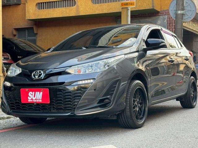 ☞這台跟別人有點不一樣☜ 深灰配小內凹輪框ㄉ小美車❤  年份近、里程低、一手車、僅跑3.6萬  第1張相片