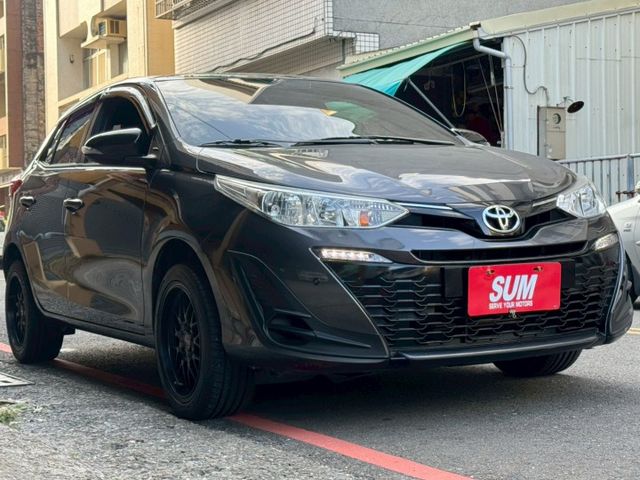 ☞這台跟別人有點不一樣☜ 深灰配小內凹輪框ㄉ小美車❤  年份近、里程低、一手車、僅跑3.6萬  第3張相片