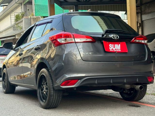 ☞這台跟別人有點不一樣☜ 深灰配小內凹輪框ㄉ小美車❤  年份近、里程低、一手車、僅跑3.6萬  第4張相片