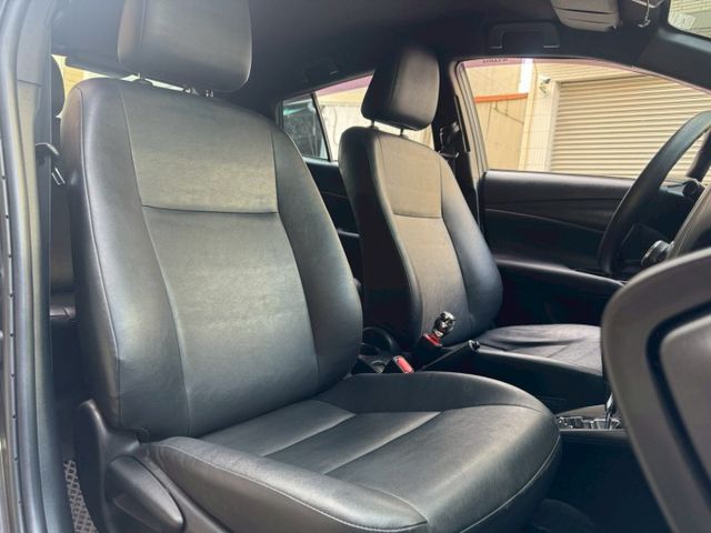 ☞這台跟別人有點不一樣☜ 深灰配小內凹輪框ㄉ小美車❤  年份近、里程低、一手車、僅跑3.6萬  第9張相片