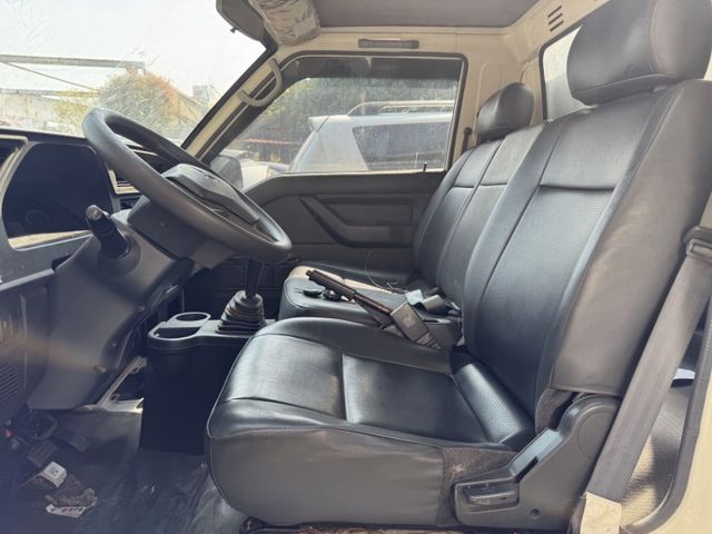 【新入庫整備中 歡迎您來電預約賞車】一手車 僅跑4.8萬  第2張相片