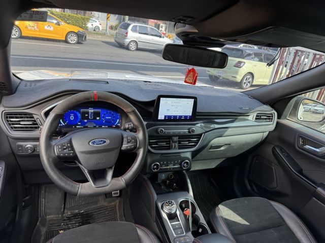 AWD旗艦 ST-line X - 一手美車 原廠保養維修 僅跑7.9萬 『安全、性能、配備』這台最好的都給你了!  第5張相片