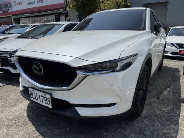 少見の質感黑艷旗艦版 原鈑件原廠保養 僅跑7.4萬  一手美車  第1張相片