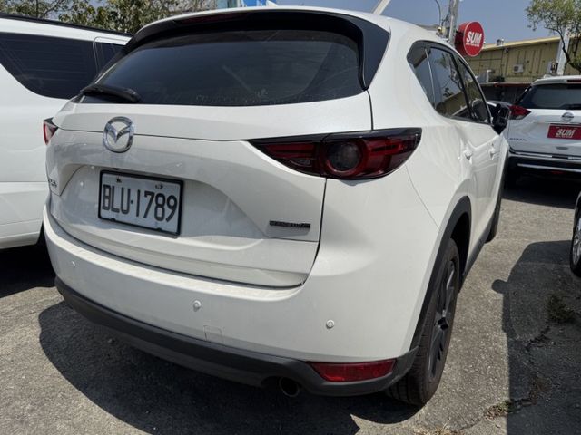 少見の質感黑艷旗艦版 原鈑件原廠保養 僅跑7.4萬  一手美車  第2張相片