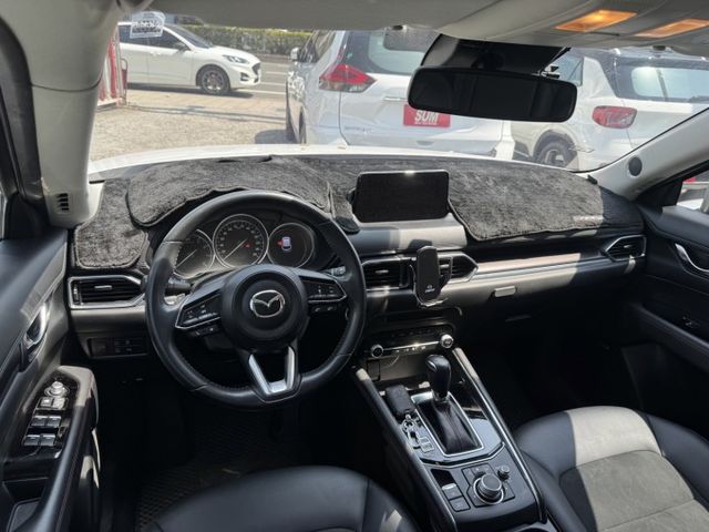 少見の質感黑艷旗艦版 原鈑件原廠保養 僅跑7.4萬  一手美車  第5張相片