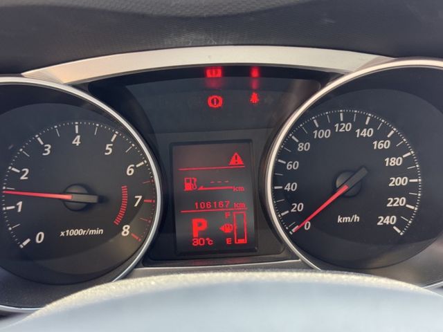 『老闆!需要大空間嗎?有預算要求嗎? 這台推薦給您!! 』 IO版 原鈑件 僅跑十萬 車況漂亮 妥善率優良  第7張相片