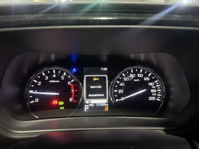 ☞想升級小休旅的看過來☜ 買新車不如選這台 !! | 年份低 一手車 原鈑件 僅跑3.7萬 原廠保養 |  第6張相片