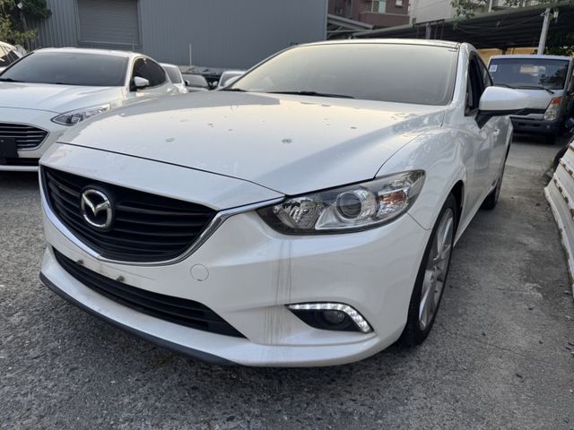 【新入庫整備中 歡迎您來電預約賞車】一手車 原鈑件 僅跑8.6萬  第1張相片