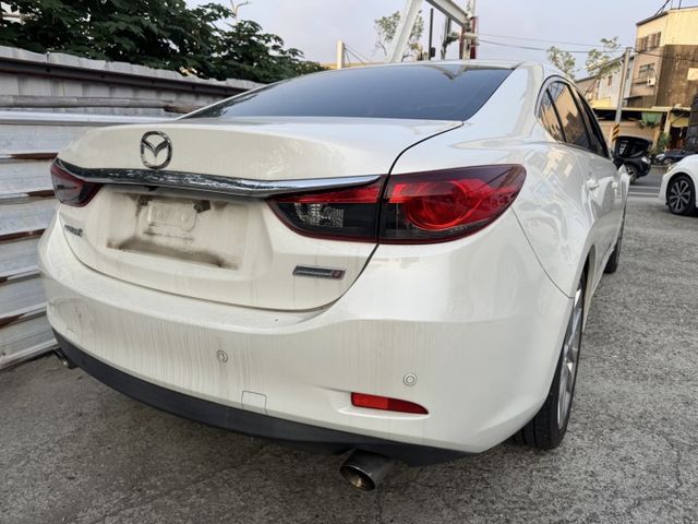 【新入庫整備中 歡迎您來電預約賞車】一手車 原鈑件 僅跑8.6萬  第2張相片