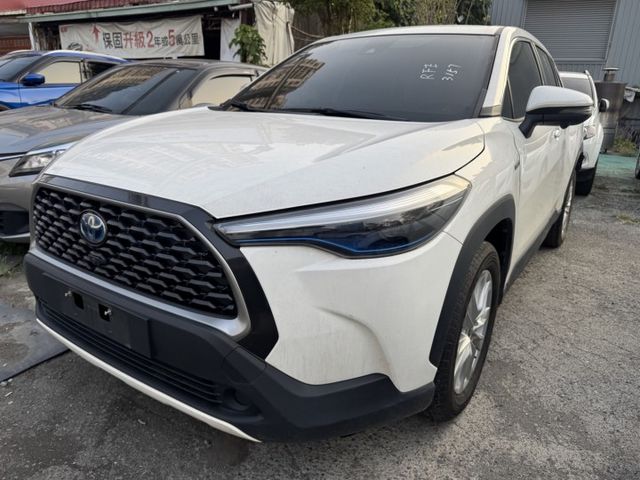 【新入庫整備中 歡迎您來電預約賞車】油電尊爵 一手車 原鈑件 僅跑4.7萬 原廠保養  第1張相片