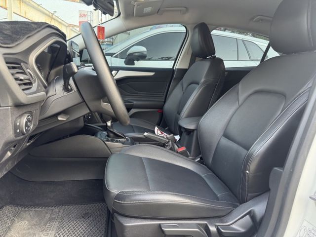 【新入庫整備中 歡迎您來電預約賞車】一手車 原鈑件 僅跑5.3萬  第3張相片