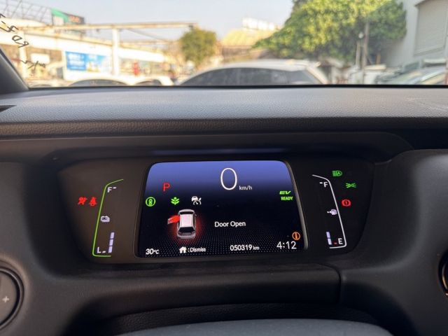 【新入庫整備中 歡迎您來電預約賞車】油電 一手車 原鈑件 僅跑五萬 原廠保養  第7張相片