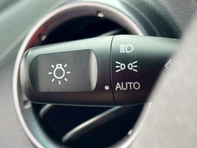 超值代步小車 頂級輕鬆型｜一手車 原鈑件 僅跑6.6萬 符合結構認證 IKEY 恆溫  電尾門 安卓影音 倒車顯影｜  第19張相片