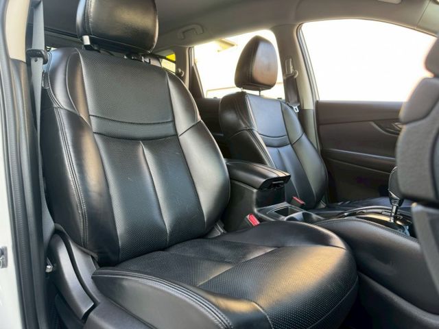 實用耐用的全能休旅車 保養便宜無負擔☑ 小改款 高階智行版｜一手車 原鈑件 僅跑7.9萬 車況漂亮 360環景 電尾｜  第9張相片