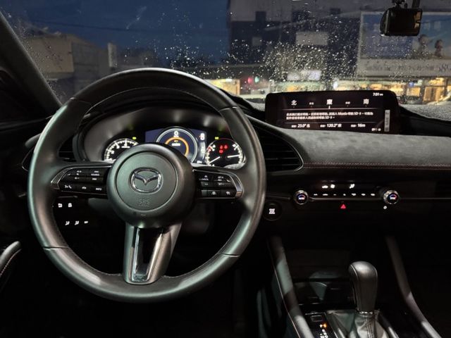 【新入庫整備中 歡迎您來電預約賞車】  第7張相片
