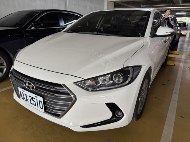 【新入庫整備中 歡迎您來電預約賞車】旗艦型 一手車 原鈑件 僅跑8.6萬 原廠保養  第1張相片