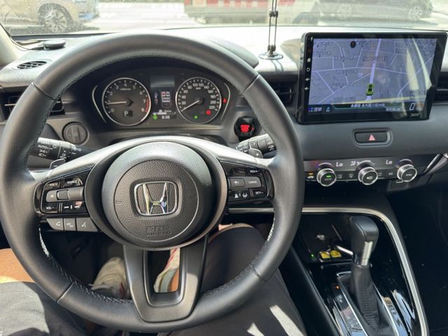 【稀有車款!! 白色Prestige 版 ☪新ㄉ輪胎4條 剛換上!!】小家庭舒適車款  空間大  里程低 一手車 原鈑件  第6張相片