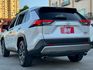 ☾要省油?科技?安全?環景?動力?又要空間大?!☽ 這台油電RAV4 塔哩傳便便!! 里程低、原鈑件、年份新、一手車  第4張縮圖