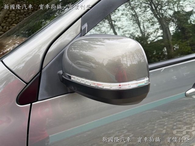 一手車非租賃車/後座分離倒覆/後座出風口/衛星導航/定速巡航/循跡防滑/斜坡起步輔助/里程保證/可全貸  第19張相片