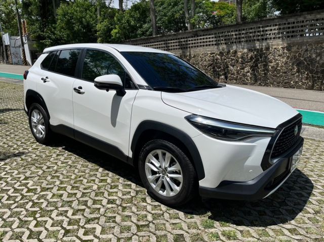 豪華款 環景系統 盲點偵側 I-KEY 遠光燈自動控制 行車安全配備齊全  第10張相片