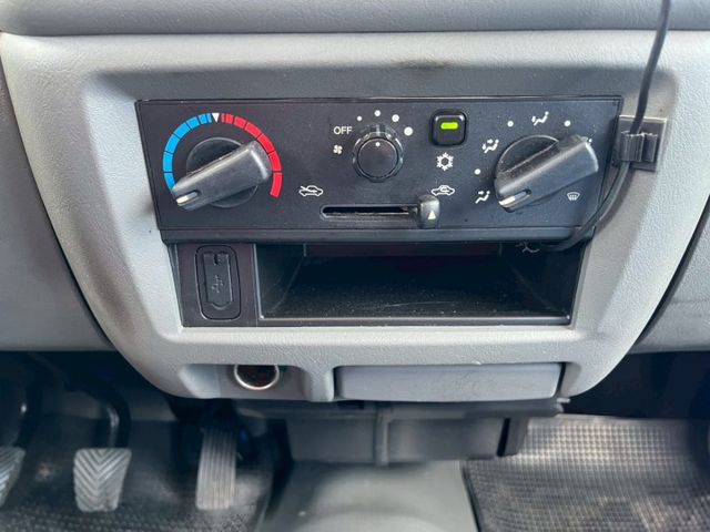 倒車顯影 ABS 胎壓監控 霧燈 安全氣囊 平均實跑里程少 車況佳  第5張相片