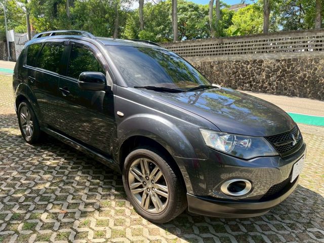 IO版 車況佳 無待修 外表、內裝整潔 里程保證  第3張相片