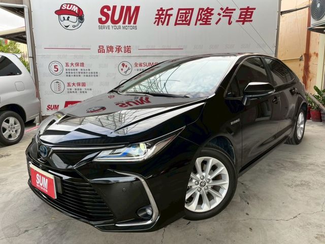 油電車 旗鑑版 抬頭顯示器 電動椅 LED頭燈 I-KEY 環景系統 ISOFIX  盲點  第1張相片