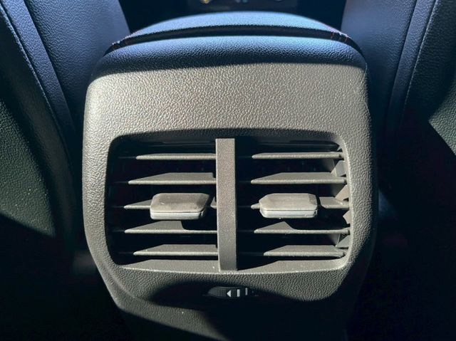 ST-LINE Lommel 換擋撥片 電動椅 無線車充  第20張相片