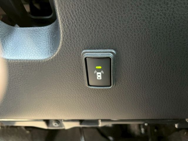 豪華版 恆溫 I-KEY 倒車顯影 衛星導航 後視鏡方向燈 行車記錄器  第20張相片