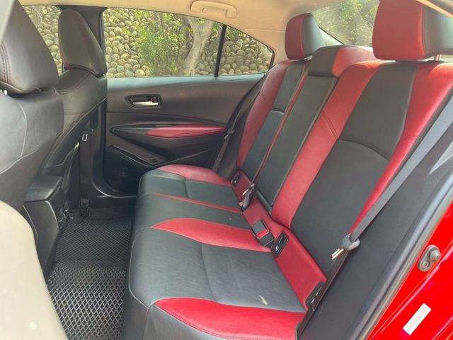 GR SPORT 獨立雙A臂懸吊 ACA主動轉向輔助 17吋鋁圈 ACC跟車 I-KEY 雙前跑車座椅 盲點偵測 定速  第4張相片